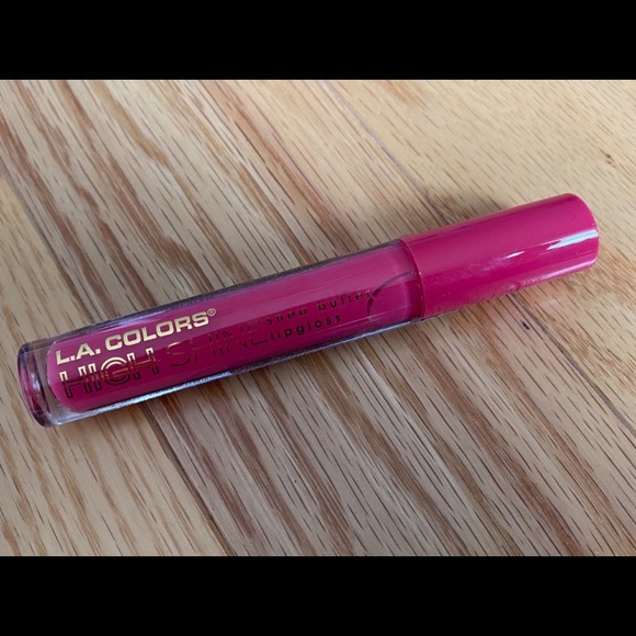 NEW NYC, LA colors, & Maybelline Cosmetics Bundle - Picture 4 of 5